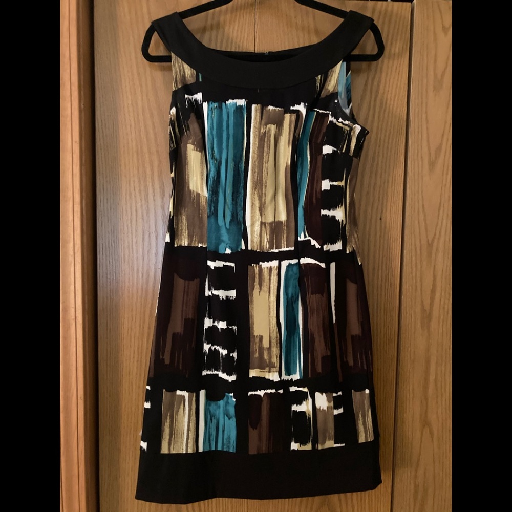 Casual sleeveless dress